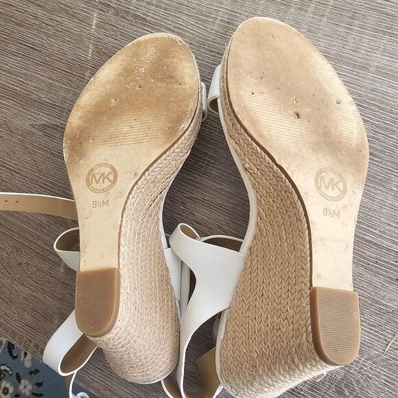 Michael Kors Kaylee Wedge Sandals White Leather – Size 9.5 – Optic White Stylish - Picture 4 of 5